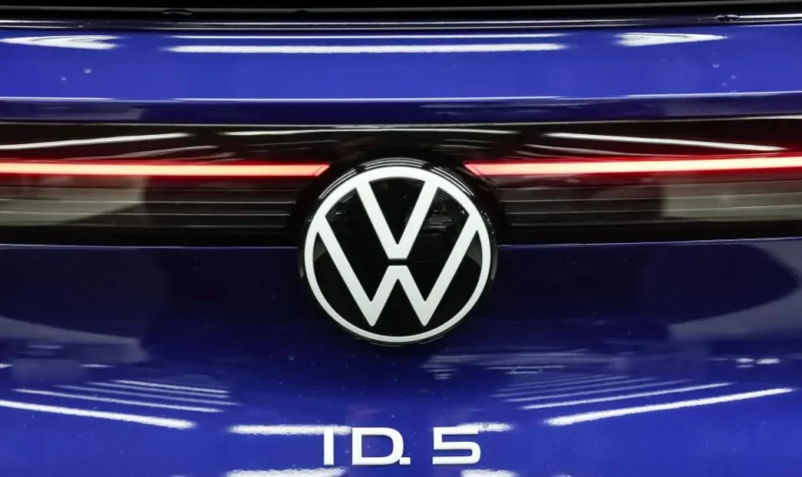 Sluggish electric car sales: VW boss Blume calls for government funding