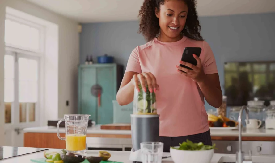 Mindful Eating: How Technology Can Help Track And Improve Diet